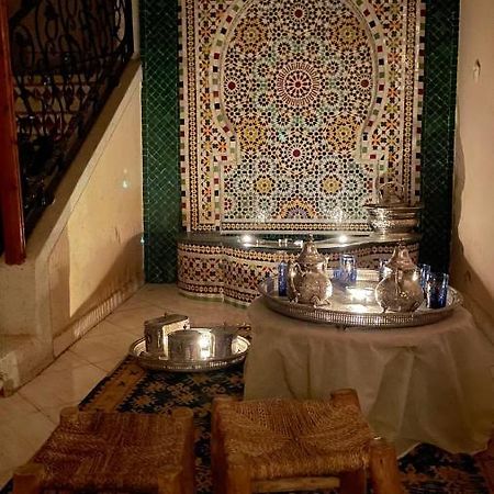 Maison De Ville Agreable Avec Un Patio Marocain Ouarzazate Exterior photo