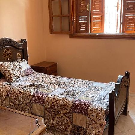 Maison De Ville Agreable Avec Un Patio Marocain Ouarzazate Exterior photo